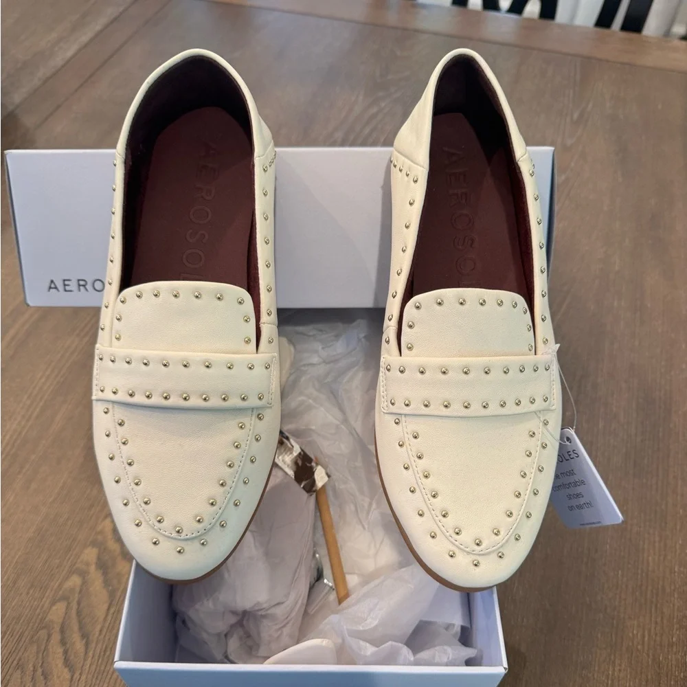 AEROSOLES Women's Studded Cream Loafers - Picture 1 of 3